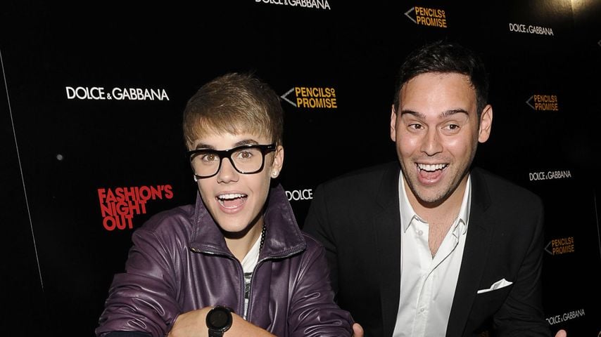 Justin Bieber und Scooter Braun, 2011