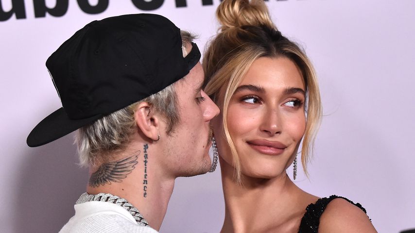 Justin Bieber und seine Frau Hailey auf dem roten Teppich