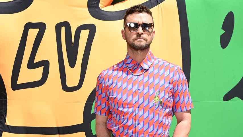 Retro in Paris: Justin Timberlake rockt Schlaghosen-Look!