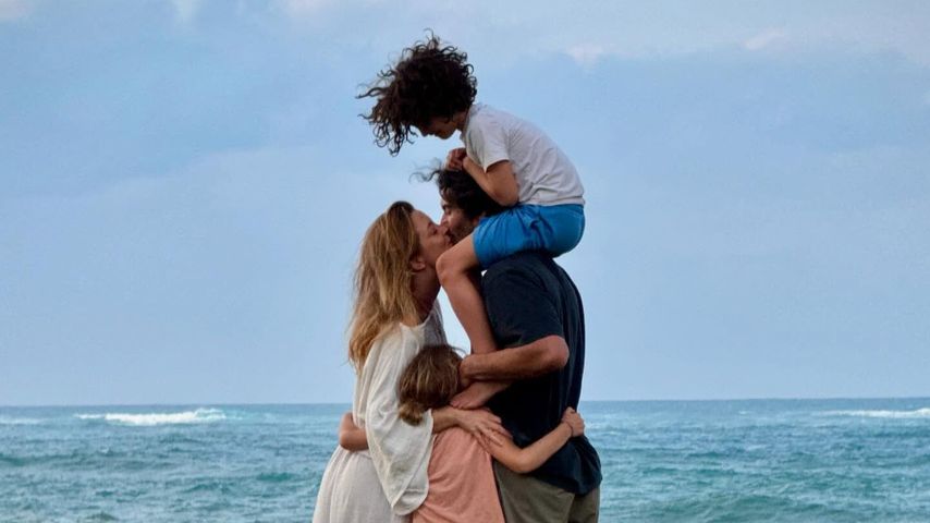 Justin und Emily Baldoni mit ihren Kindern