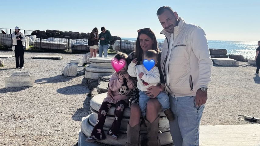 Justine Dippl mit ihren Kindern und ihr neuer Freund Norman Bartnick, April 2026