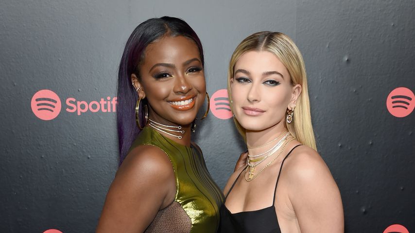 Justine Skye und Hailey Bieber im Januar 2018