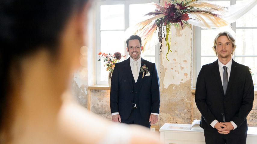 Justus (Matthias Brüggenolte) und Finn (Christopher Kohn) in einer AWZ-Szene