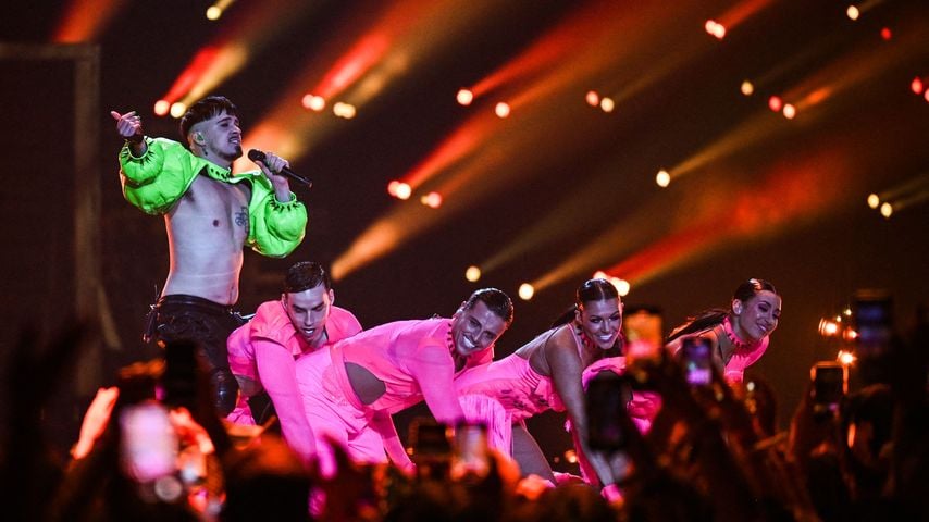 Käärijä bei seiner ESC-Performance
