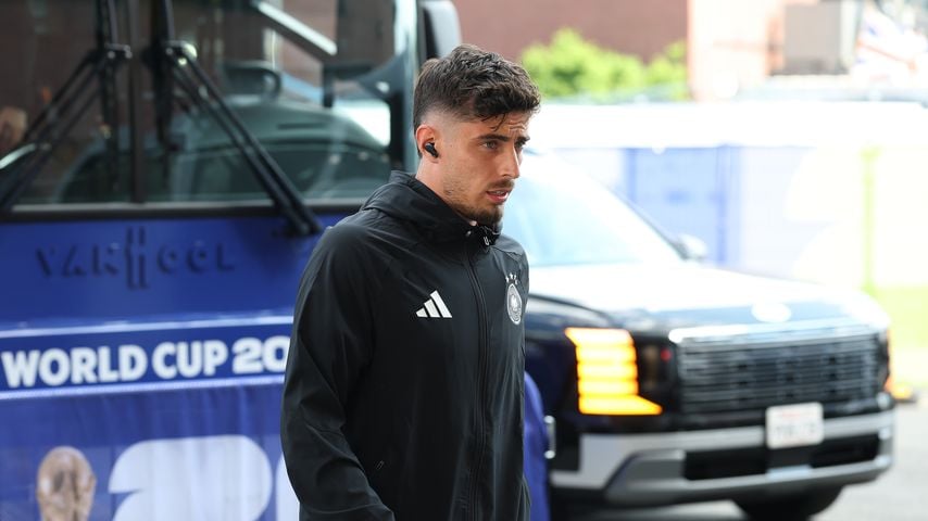 Kai Havertz trifft vor dem WM-Spiel Deutschland gegen Paraguay in Foxborough ein