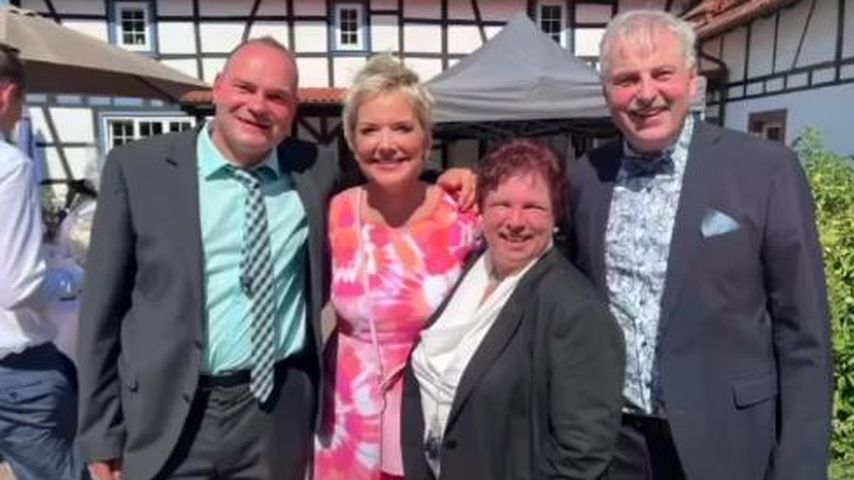 Kai, Inka Bause, Anja und Bruno auf der Hochzeit von Vanessa Schmitz und Nils Kloess