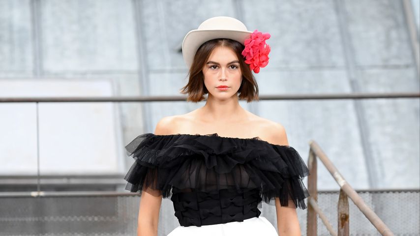 Kaia Gerber auf der Paris Fashion Week, 2019