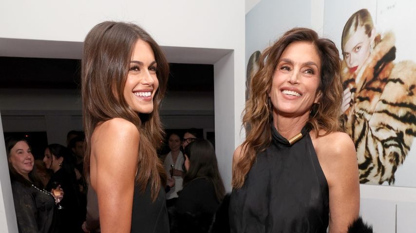 Kaia Gerber und Mama Cindy Crawford strahlen im Partnerlook