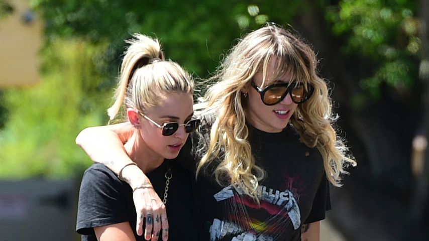 Kaitlynn Carter und Miley Cyrus in Los Angeles, September 2019