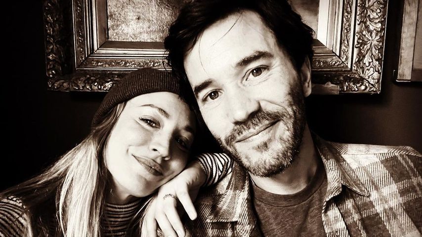 Kaley Cuoco und ihr Partner Tom Pelphrey