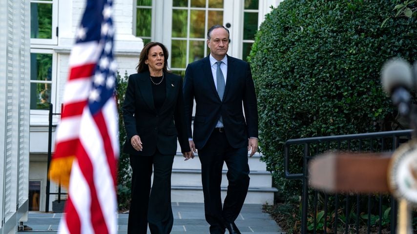 Vize-Präsidentin Kamala Harris mit ihrem Ehemann Doug Emhoff, Oktober 2024
