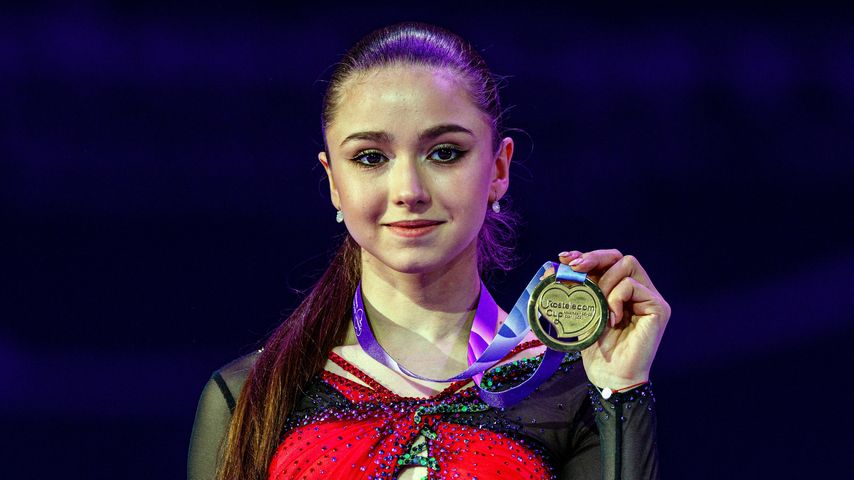 Eiskunstläuferin Kamila (15) schreibt bei Olympia Geschichte