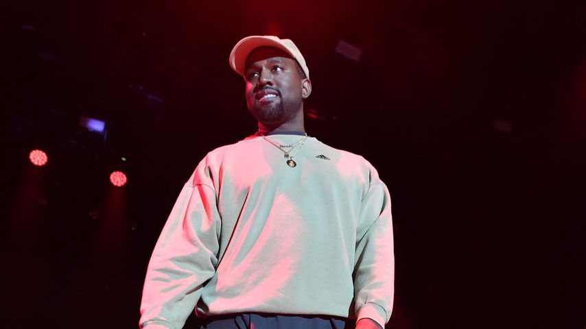 Kanye West strahlt: Mit 'nem Zauberkünstler feiert er B-Day!