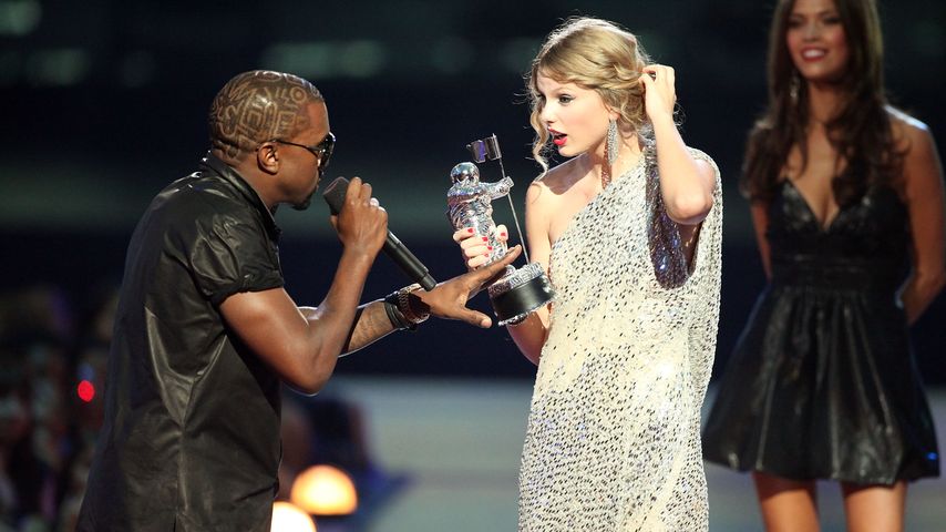 Nach Schulden-Beichte: Kanye West bettelt um Kohle