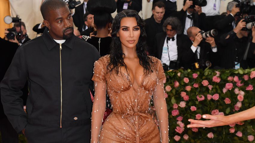 "Kanye hatte Corona" – niemand konnte Kim Kardashian helfen!