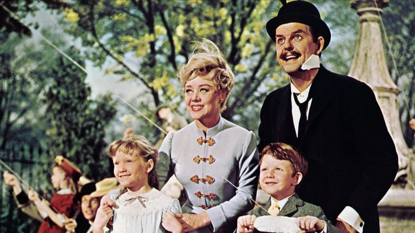 Karen Dotrice, Glynis Johns, David Tomlinson und Matthew Garber in "Mary Poppins" (1964)