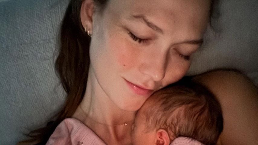 Karlie Kloss mit ihrer Tochter