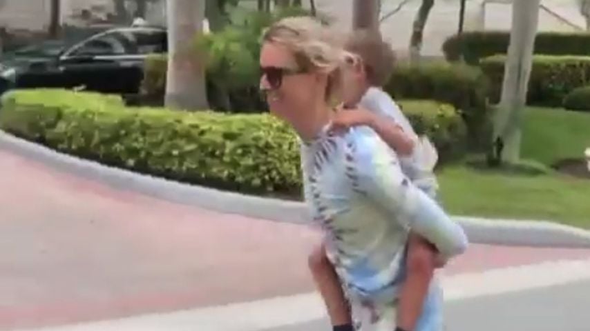 Karolina Kurkova und Sohn Noah