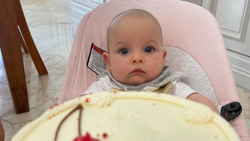 Karolina Kurkovas Tochter Luna Grace