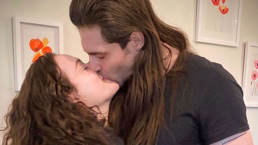 Kat Dennings, "2 Broke Girls"-Darstellerin und Andrew W.K., Sänger