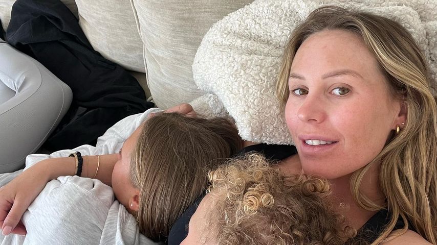 Kate Ferdinand mit ihren Kindern, 2023