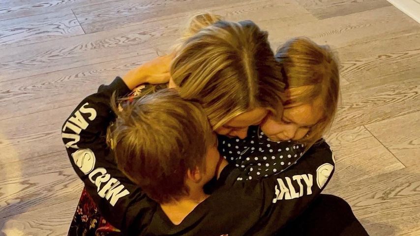 Kate Hudson mit zwei ihrer drei Kinder im Juli 2022