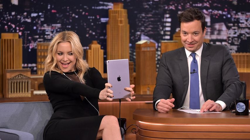 Kate Hudson und Jimmy Fallon in der "Tonight Show"