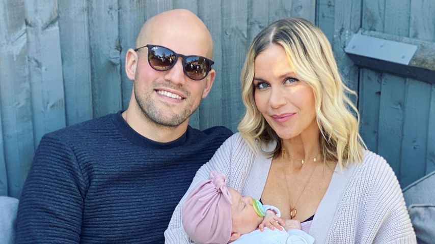Kate Lawler mit ihrem Verlobten Martin und ihrem gemeinsamen Baby im April 2021