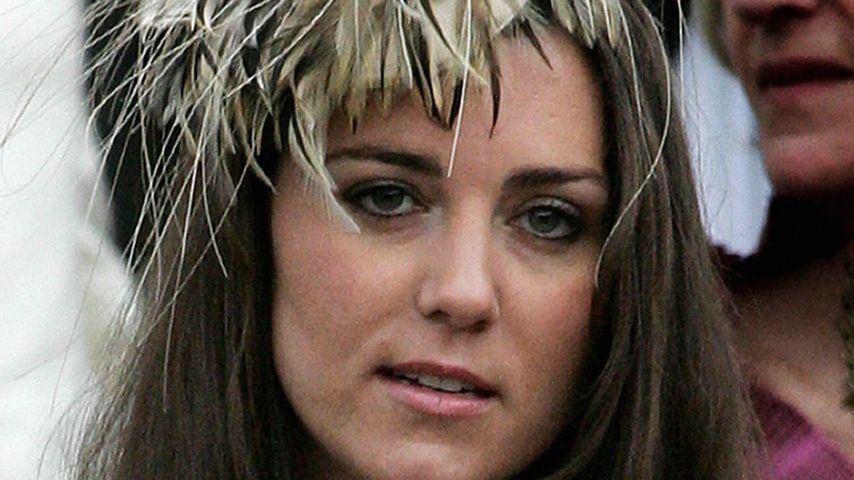 Kate Middleton nach der Trauung von Harry Lopes und Laura Parker-Bowles in Lacock, 2006