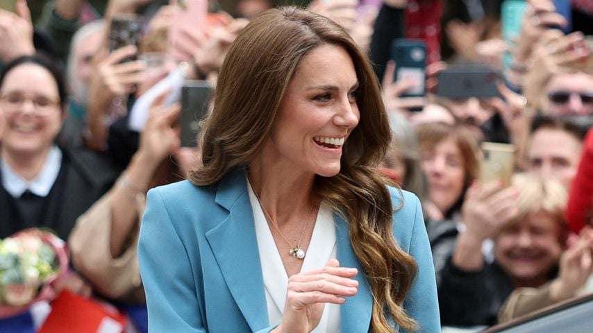 Kate strahlt in Italien: Prinzessin setzt Mode-Statement
