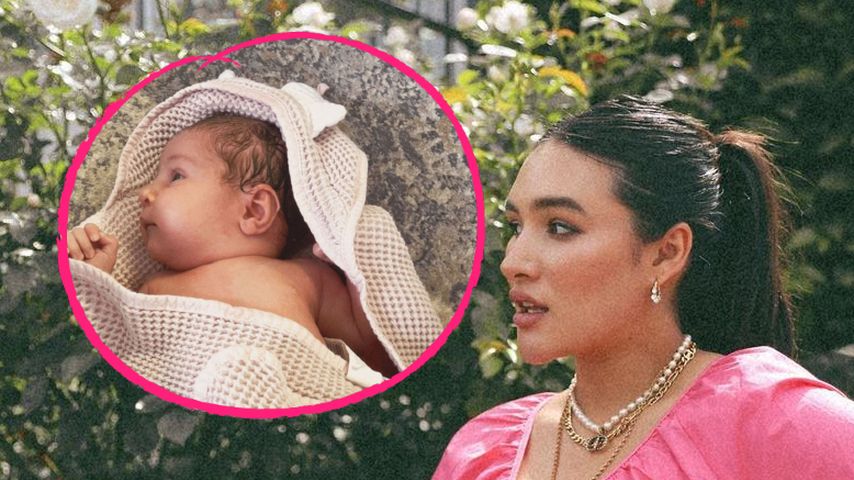 Erstes Bad: Katharina Damm zeigt Baby Lorena in Handtuch