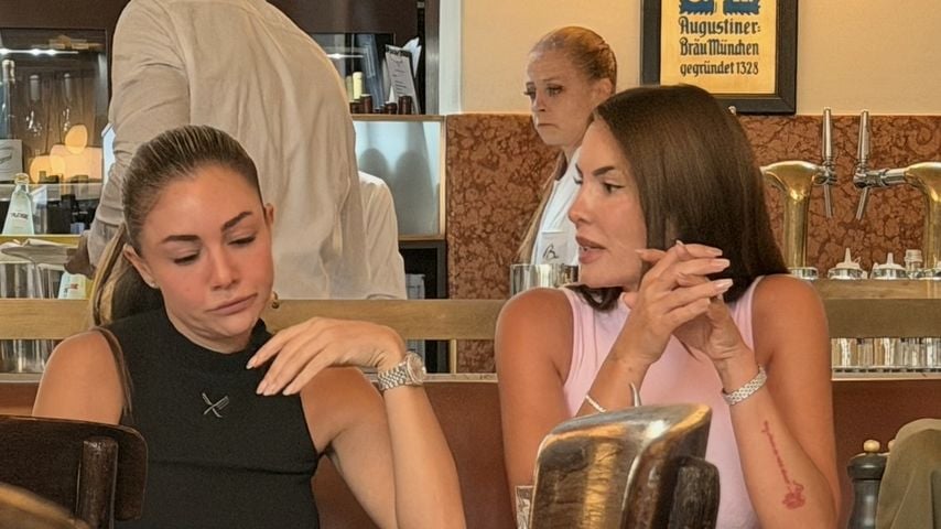 Katharina Eisenblut und Anna-Maria Ferchichi, August 2026