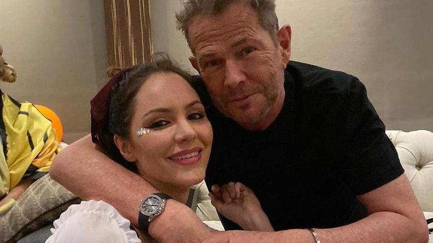 Sängerin Katharine McPhee und Produzent David Foster
