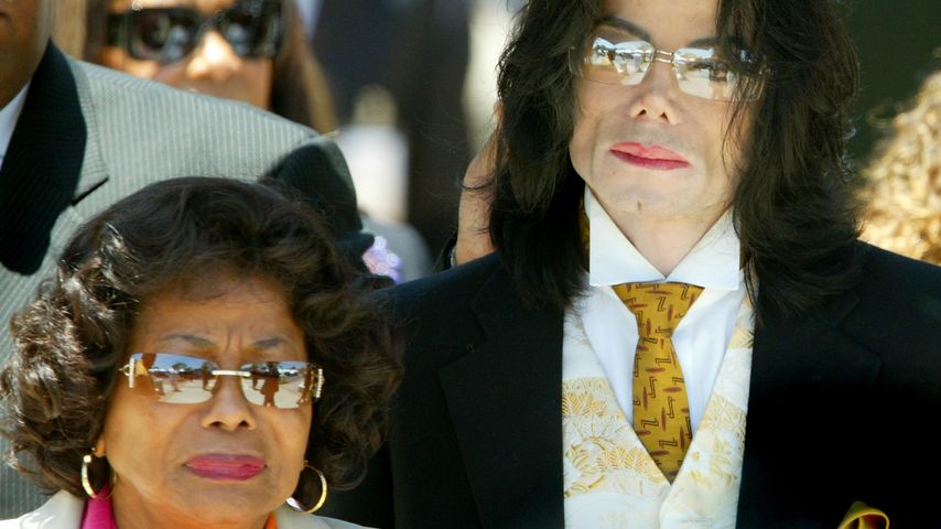 Katherine Jackson und ihr Sohn Michael Jackson, 2005