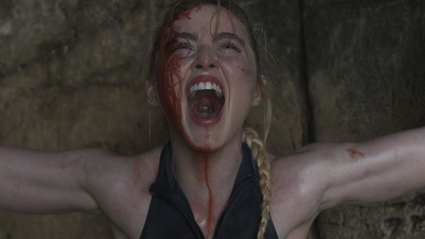Kathryn Newton als "Sara" in "The Devil's Mouth"