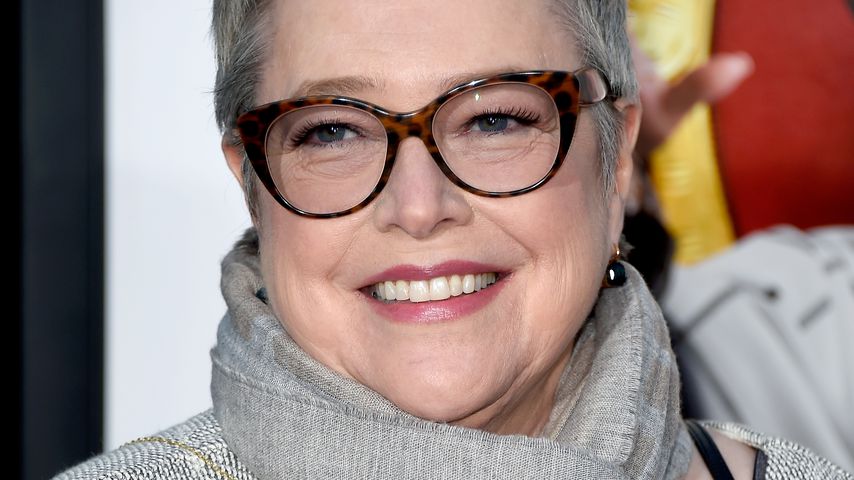Mutig: "Titanic"-Star Kathy Bates lehnt Brust-Prothese ab!