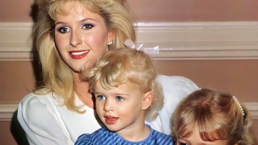 Familienbild: Nicky Hilton gratuliert Paris zur Mutterschaft