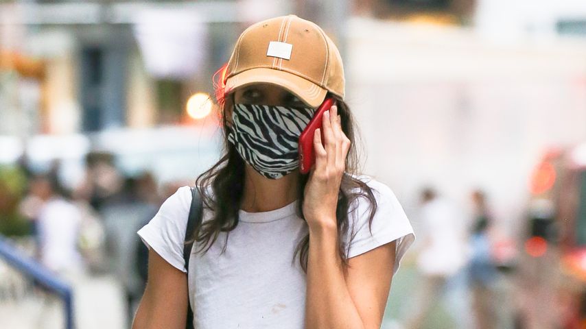 Erkannt? Diese Schauspielerin versteckt sich vor Fotografen