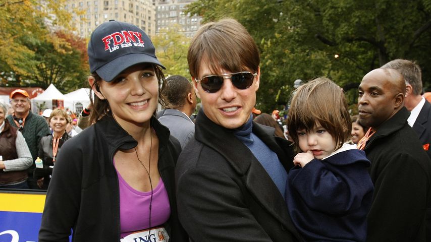 Katie Holmes, Tom Cruise und Suri Cruise im November 2007