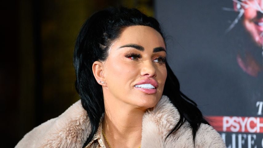 Katie Price wurde am Flughafen wegen ihrer OPs nicht erkannt