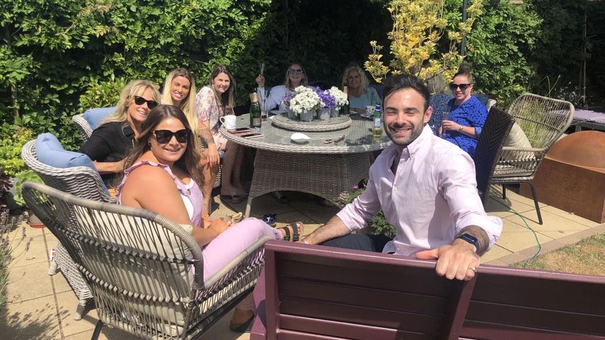 Katie Price mit ihrer Familie im Juli 2022