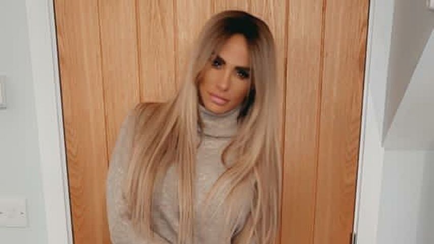 Doch nicht schwanger? Katie Price posiert mit flachem Bauch