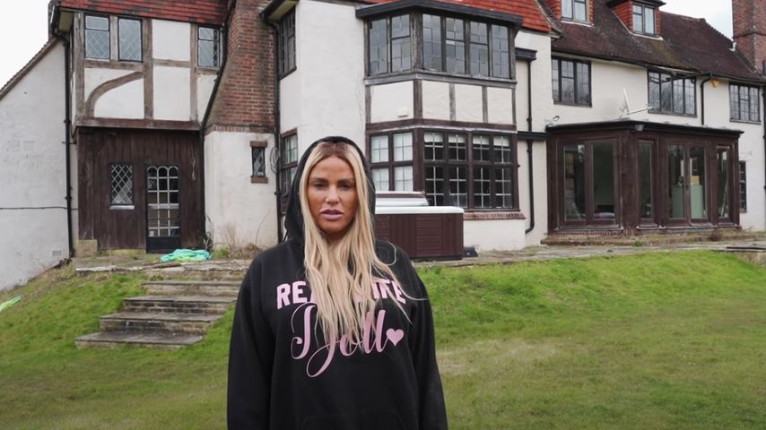 "Ins Gesicht geschlagen": Katie Price geschockt von Überfall