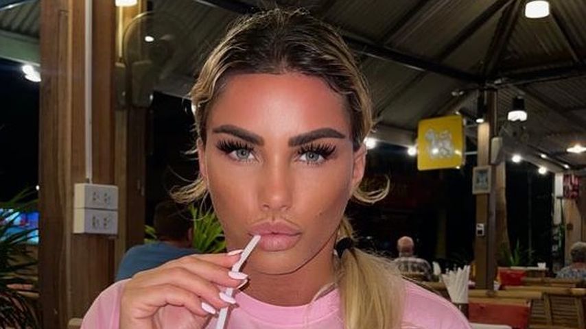 Nach 14. Brust-OP: Katie Price zeigt ihr neues XXL-Dekolleté