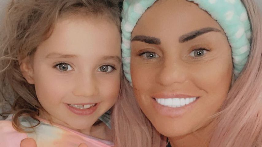 Im Urlaub: Katie Price verpasst den Geburtstag ihrer Tochter
