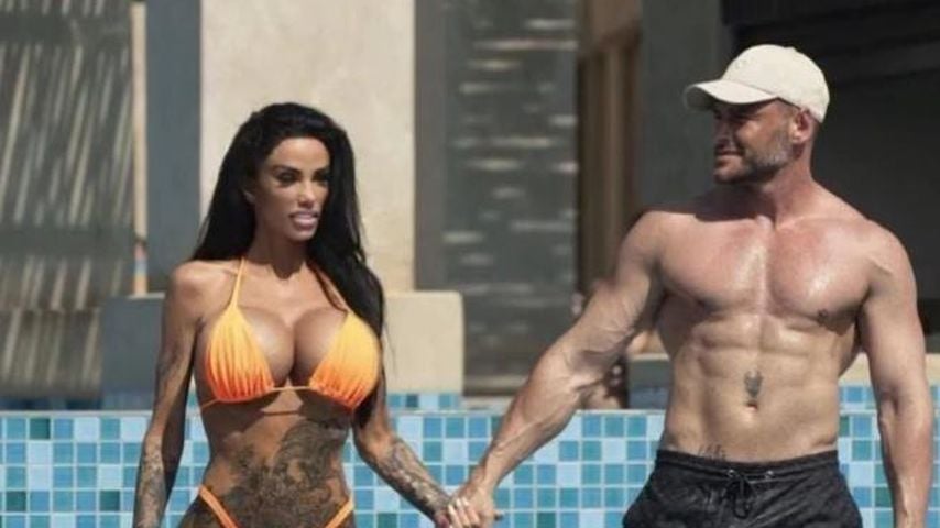 Katie Price verwirrt Fans mit skurriler Geburtstagsbotschaft