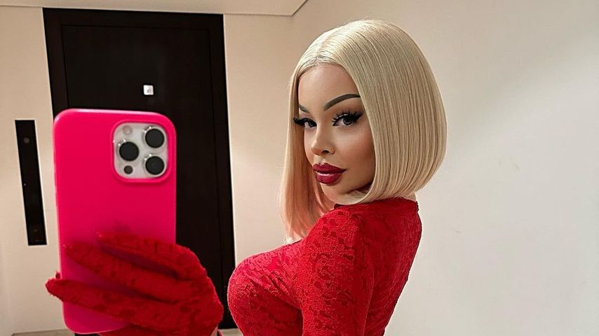 Katja Krasavice, Musikerin