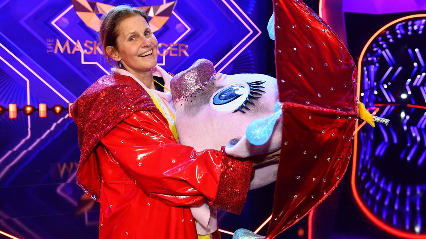 Katrin Müller-Hohenstein als das "The Masked Singer"-Schwein 2021