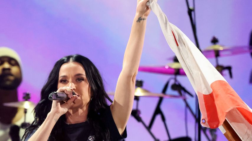 Katy Perry performt beim FireAid Benefizkonzert