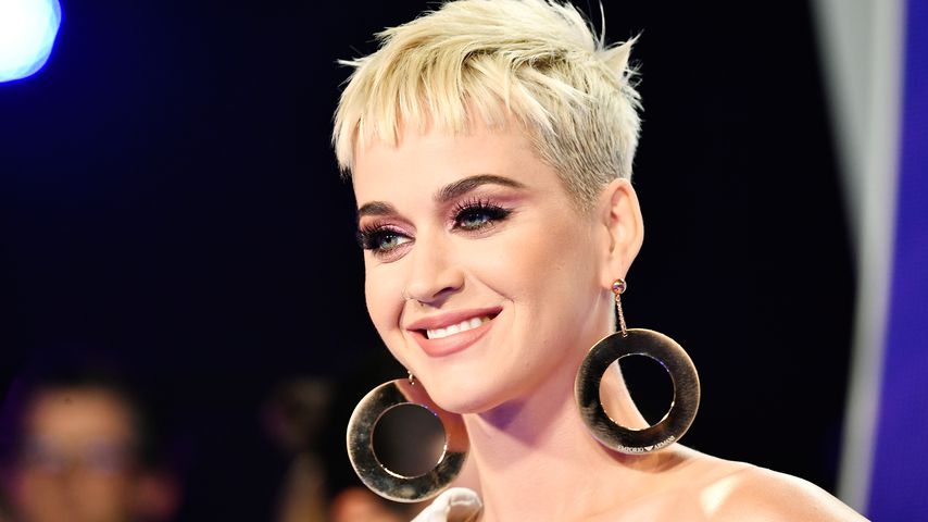 Schwangere Katy Perry ist in neuem Musikvideo komplett nackt